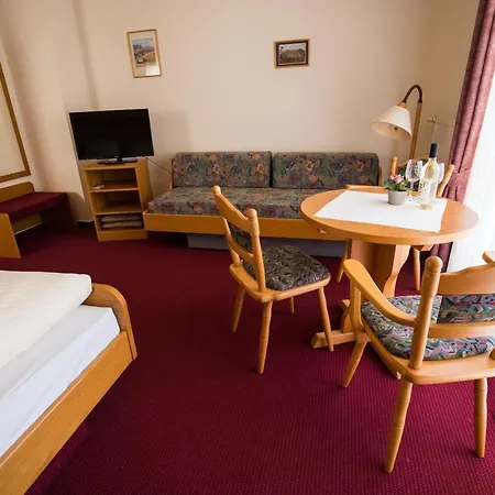 Burstenbinder Hotel