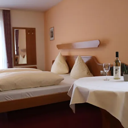 Burstenbinder Hotel